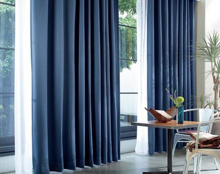 Rèm cửa màu xanh – Bí kíp làm mới không gian sống ấn tượng khỏi chê