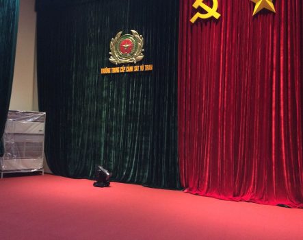 Báo giá rèm hội trường, phông màn sân khấu giá ưu đãi tại Linh Trang