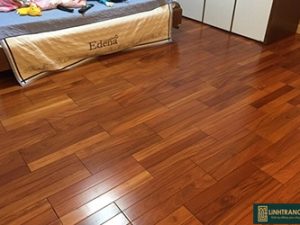 Sàn gỗ gỏ đỏ Nam Phi 15x90x600mm